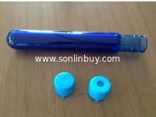 China 5 gallon blue color PET bottle preforms supplier